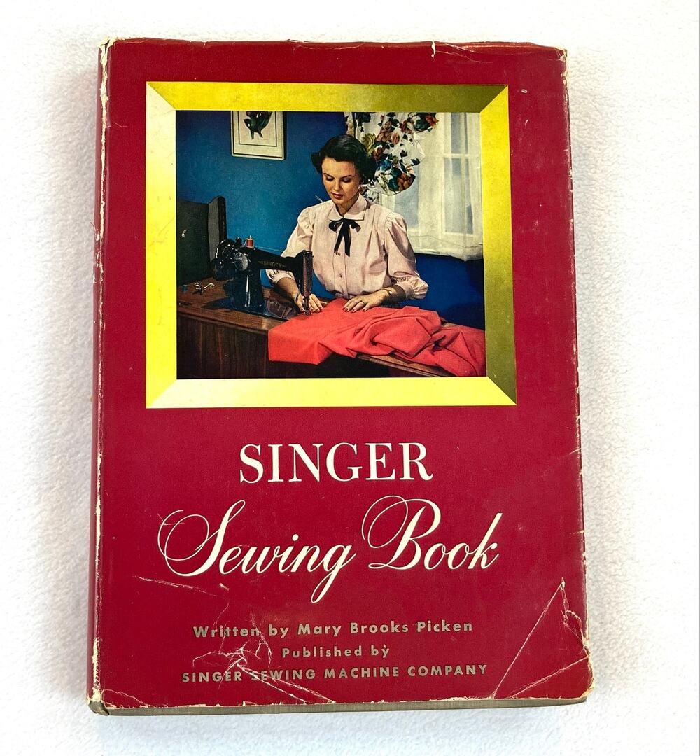 Singer Sewing Book Sewing Machine Company Vintage 1949